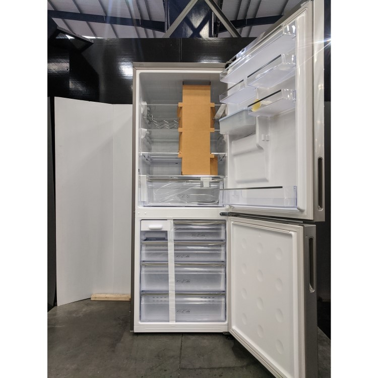 Refurbished Samsung RL4363SBASL Freestanding 432 Litre 70/30 Frost Free Fridge Freezer Silver