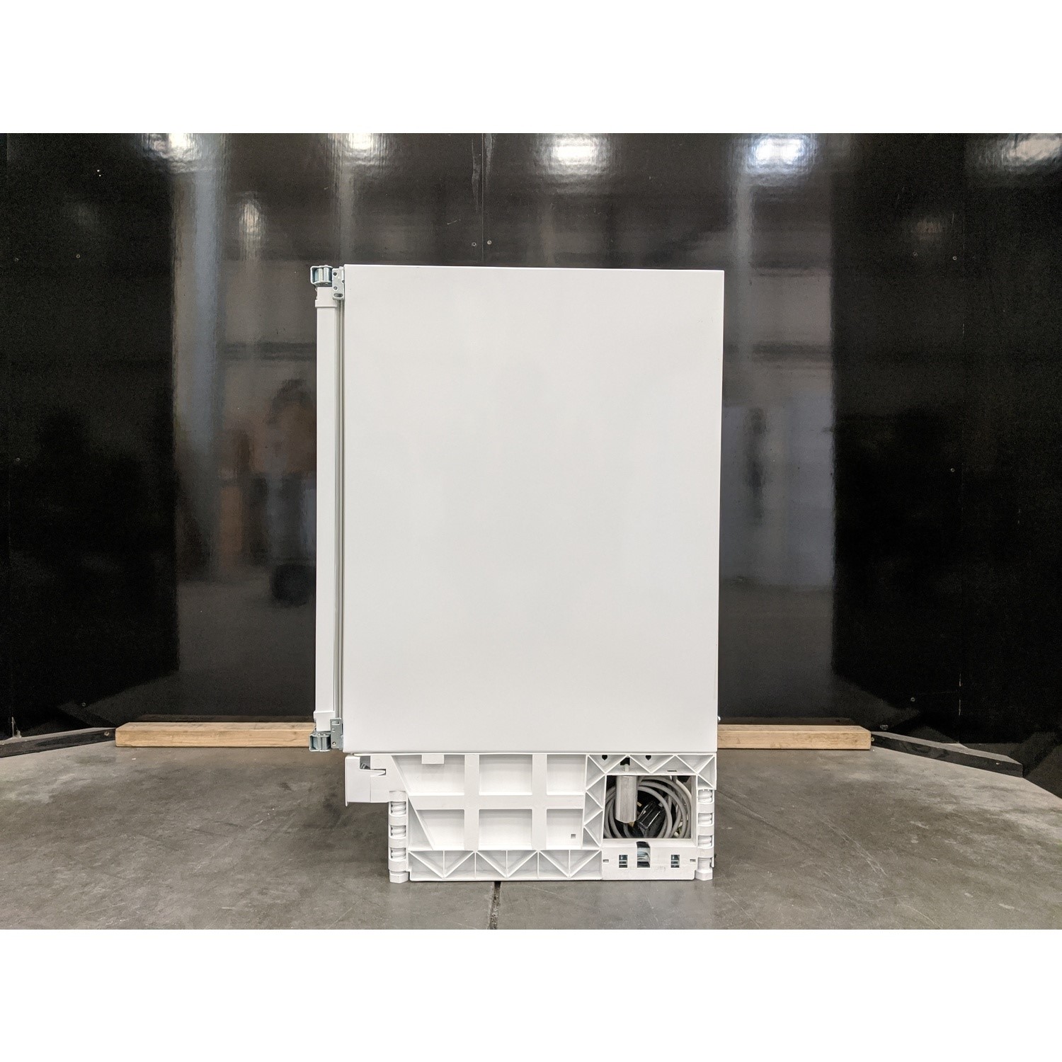 Refurbished Beko BLSF3682 Integrated 128 Litre Under Counter Larder