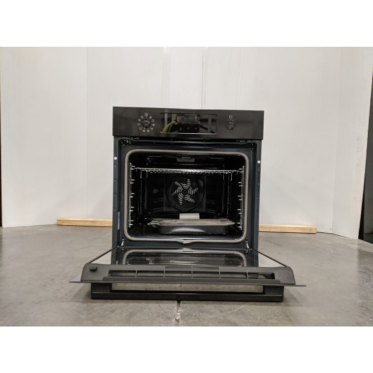 Refurbished Zanussi Series 60 ZOPNX6K2 Self Cleaning 60cm Single Built In Electric Oven Black