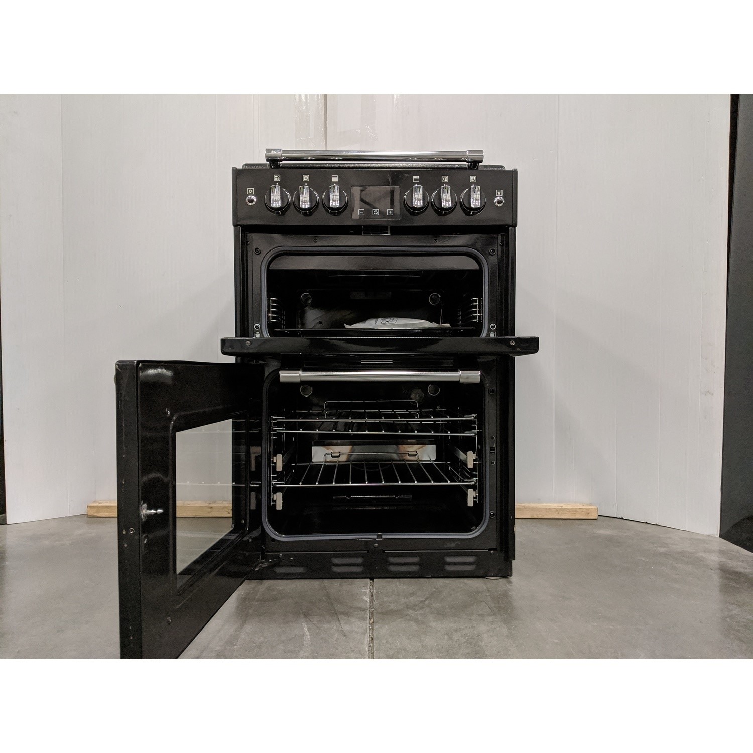 Refurbished Stoves Richmond 600G 60cm Double Oven Gas Cooker Black