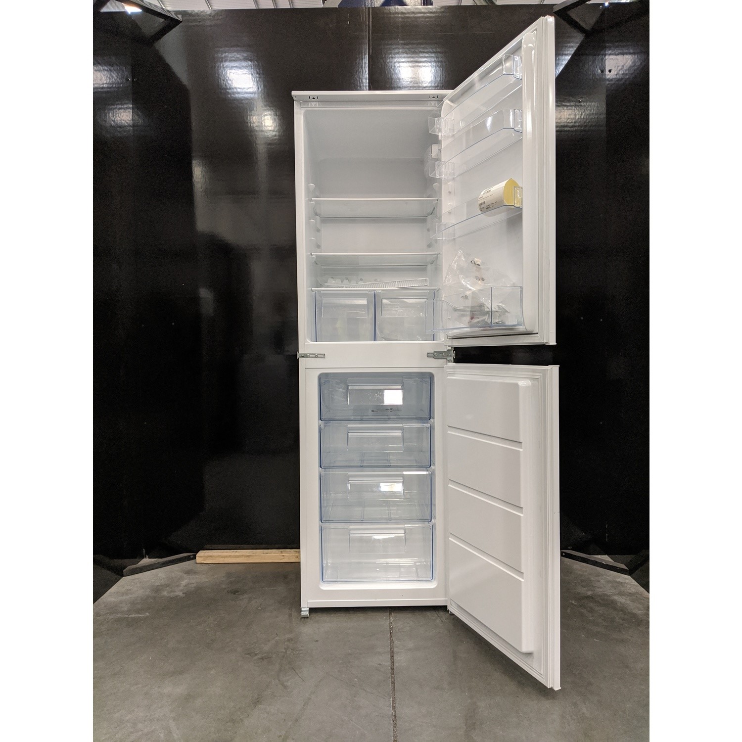 Built In Zanussi Fridge Freezer At Catherine Fletcher Blog built-in-zanussi-fridge-freezer-at-catherine-fletcher-blog