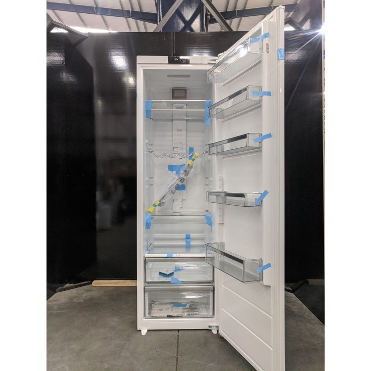 Refurbished Caple IL1800 Integrated 294 Litre In Column Larder Fridge