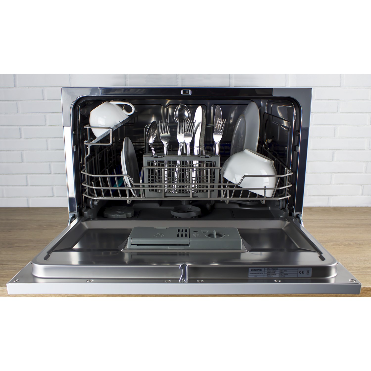 GRADE A1 electriQ 6 Place Freestanding Compact Table Top Dishwasher White 77518204/1/EQDWTTW