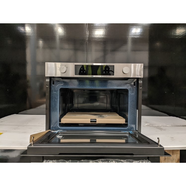 Refurbished Samsung Series 4 NQ5B4513GBS 50 Litre Built In Solo Microwave Stainless Steel