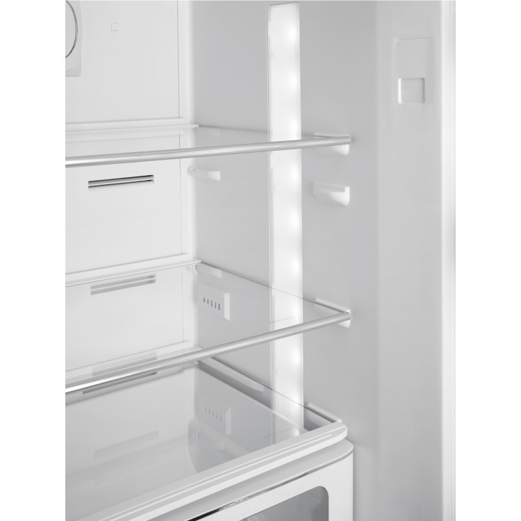 GRADE A3 - Smeg FAB32RCR3UK Fifties Style Frost Free Right Hand Hinge Freestanding Fridge Freezer - Cream