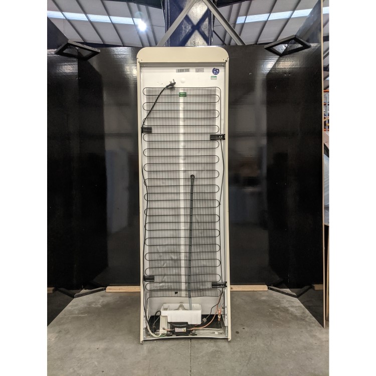 Refurbished Smeg FAB32RCR3UK Freestanding 301 Litre 60/40 Fridge Freezer