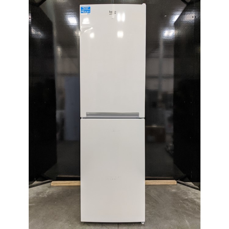 Refurbished Beko CFG3582W Freestanding 270 Litre 50/50 Fridge Freezer White