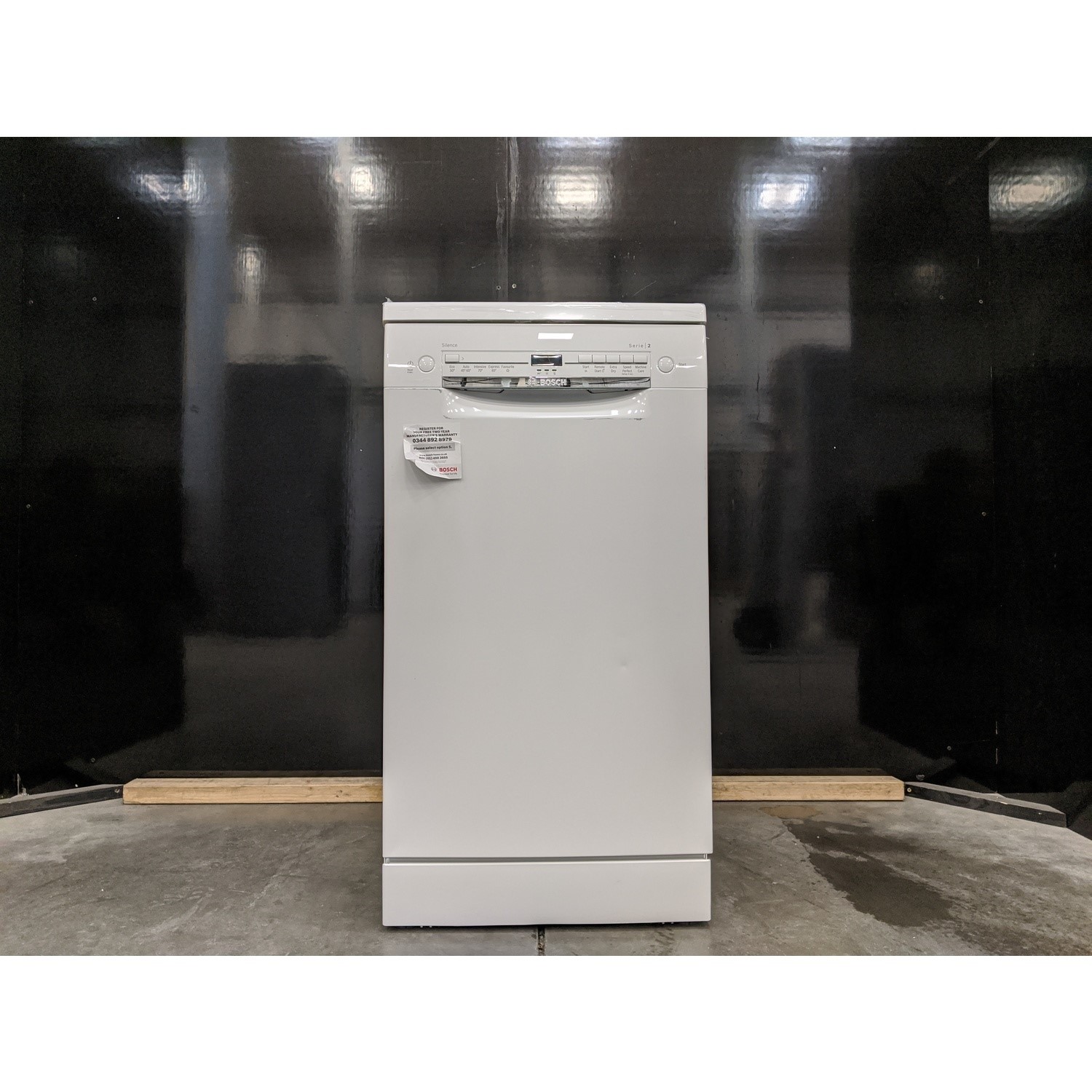 Refurbished Bosch Series 2 SPS2IKW04G 9 Place Freestanding Dishwasher