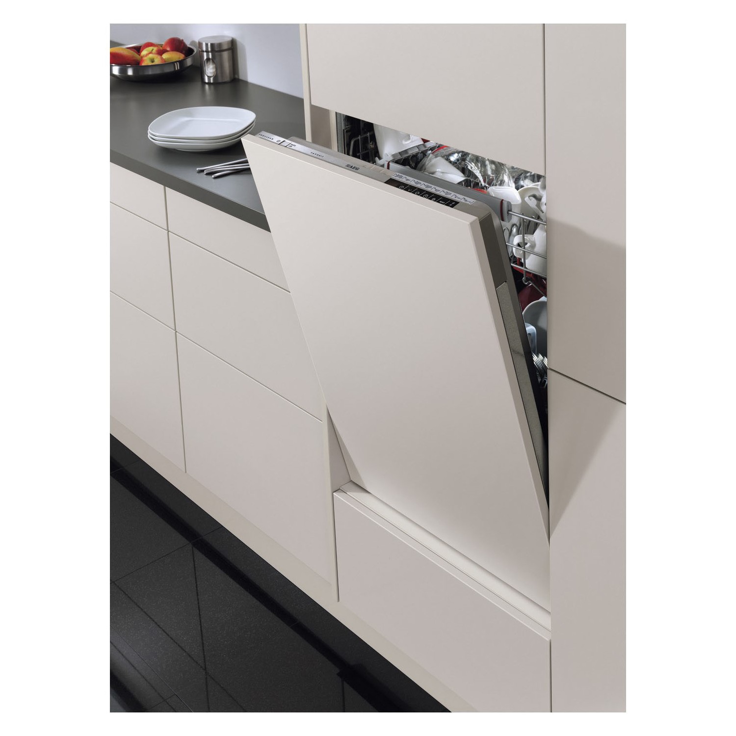 AEG 13 Place Settings Fully Integrated Dishwasher FSB42607Z