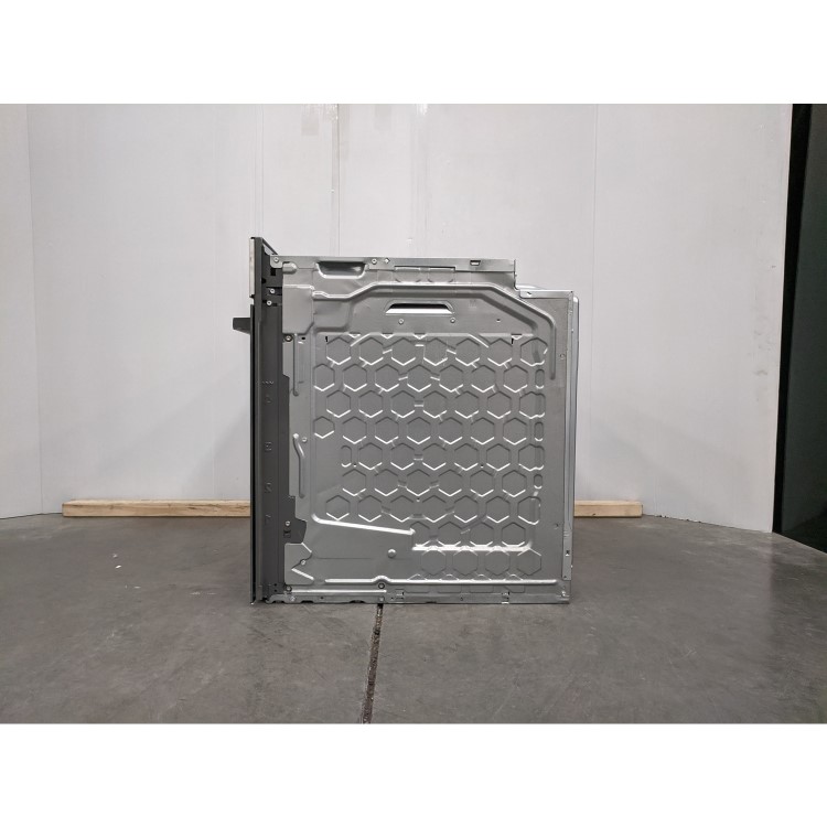 Refurbished Bosch Series 4 HRS534BS0B 60cm Single Built In Electric Oven