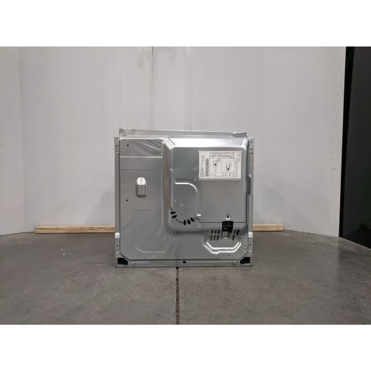 Refurbished Bosch Series 4 HRS534BS0B 60cm Single Built In Electric Oven
