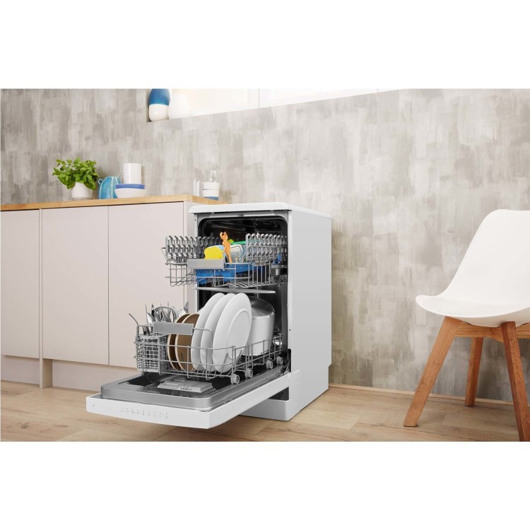 Refurbished Indesit Push&Go DSFO3T224ZUKN 10 Place Freestanding Dishwasher White
