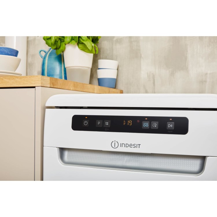 Refurbished Indesit Push&Go DSFO3T224ZUKN 10 Place Freestanding Dishwasher White