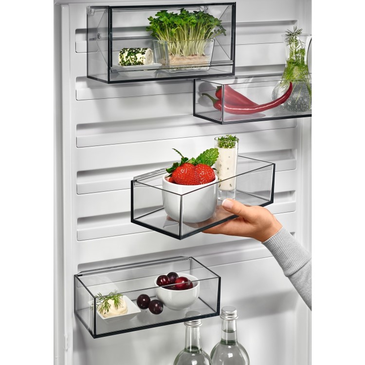 GRADE A2 - AEG RCB636E4MX CustomFlex TwinTech Freestanding Fridge Freezer - Grey With Antifingerprint Stainless Steel Doors