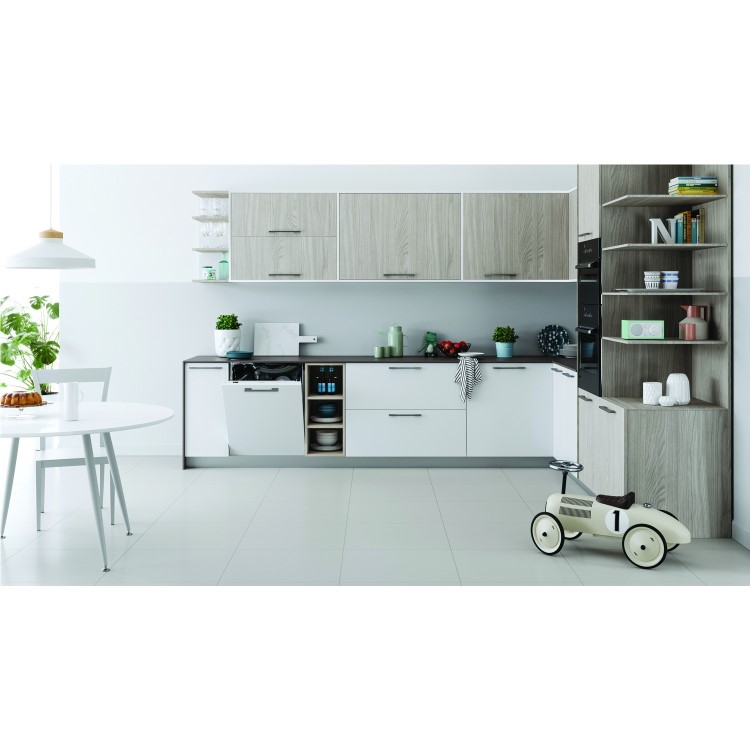 Refurbished Indesit DIC3B16UK 13 Place Fully Integrated Dishwasher White