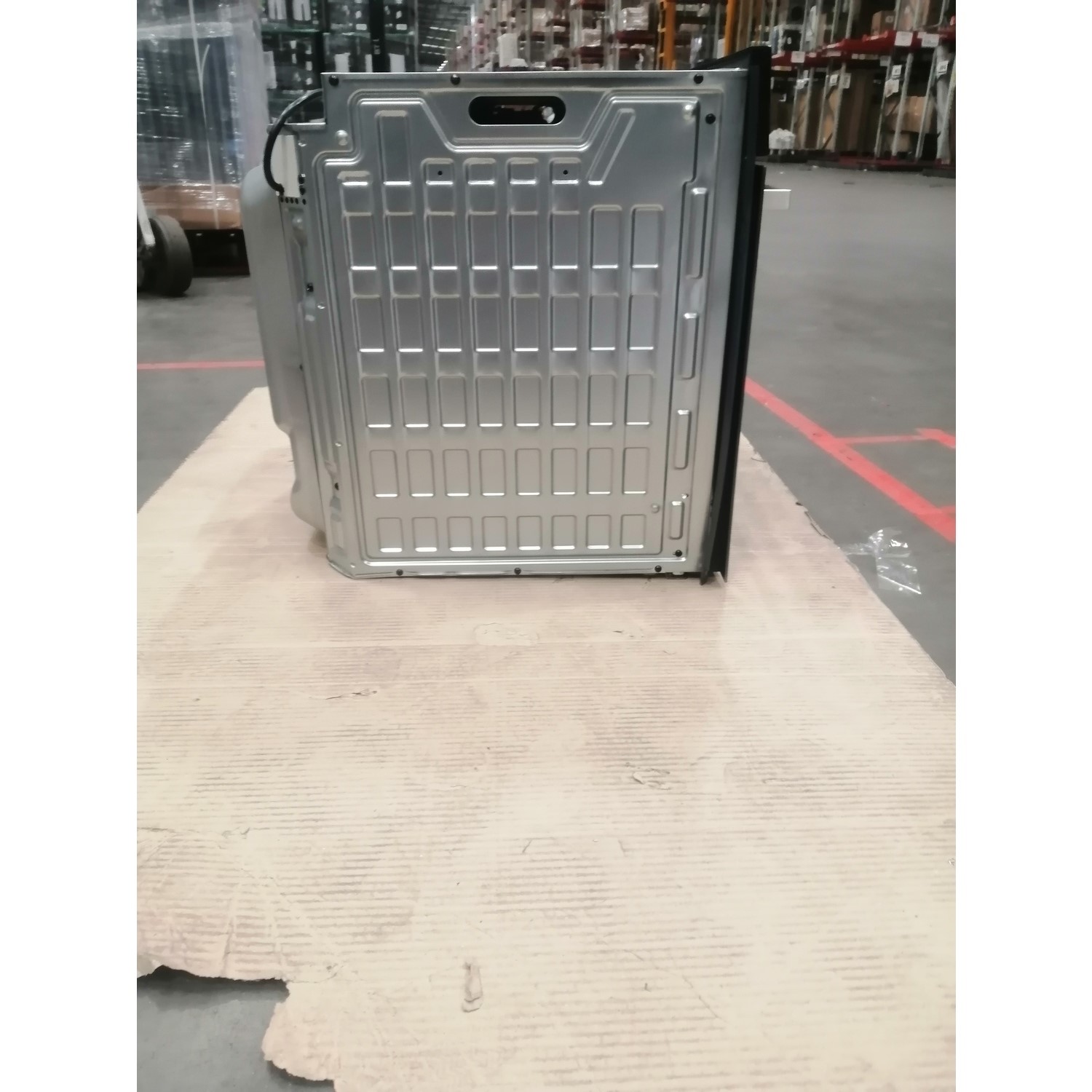 Refurbished Indesit Aria IFW6330BL 60cm Single Built In Electric Oven