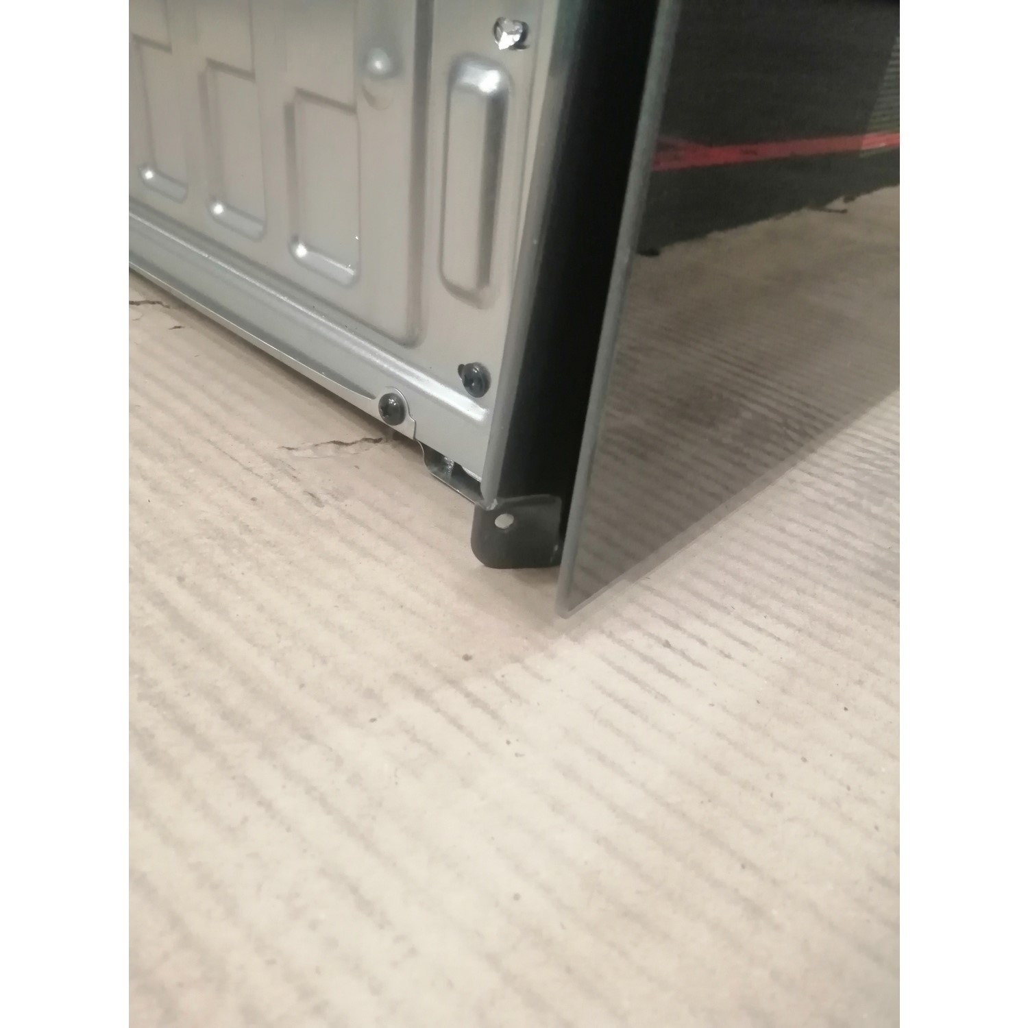 Refurbished Indesit Aria IFW6330BL 60cm Single Built In Electric Oven