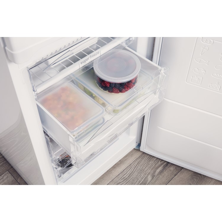 HOTPOINT HBNF5517W 228 Litre Freestanding Fridge Freezer 50/50 Split Frost Free 54.5cm Wide - White