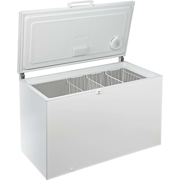 Refurbished Hotpoint CS1A400HFMFAUK1 Freestanding 390 Litre Chest Freezer White