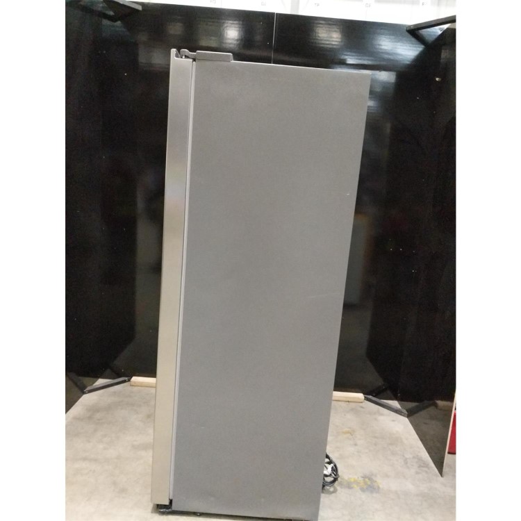 Refurbished Hisense RS694N4TCF 562 Litre Frost Free American Fridge Freezer Stainless Steel