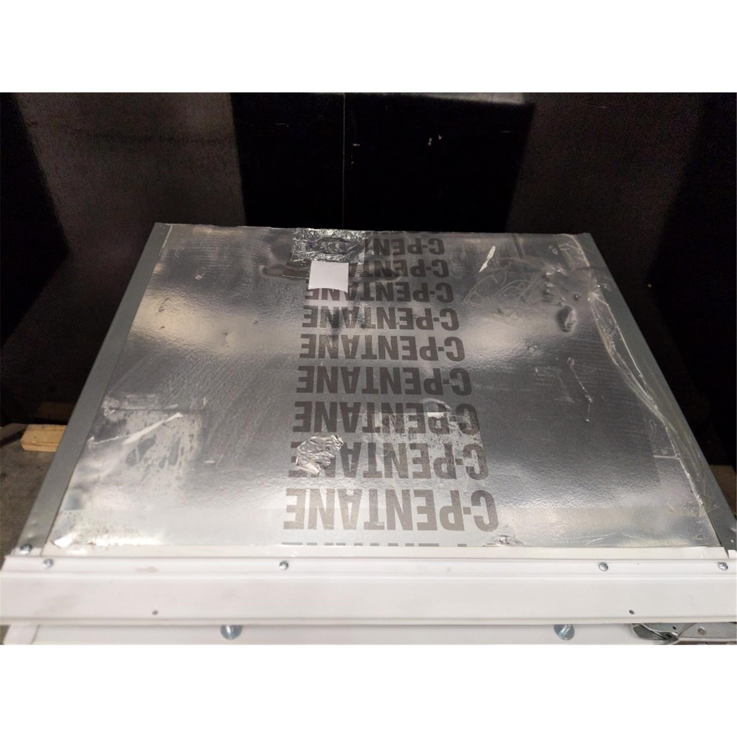 Refurbished Hotpoint HLA1.UK1 Integrated 144 Litre Under Counter Fridge