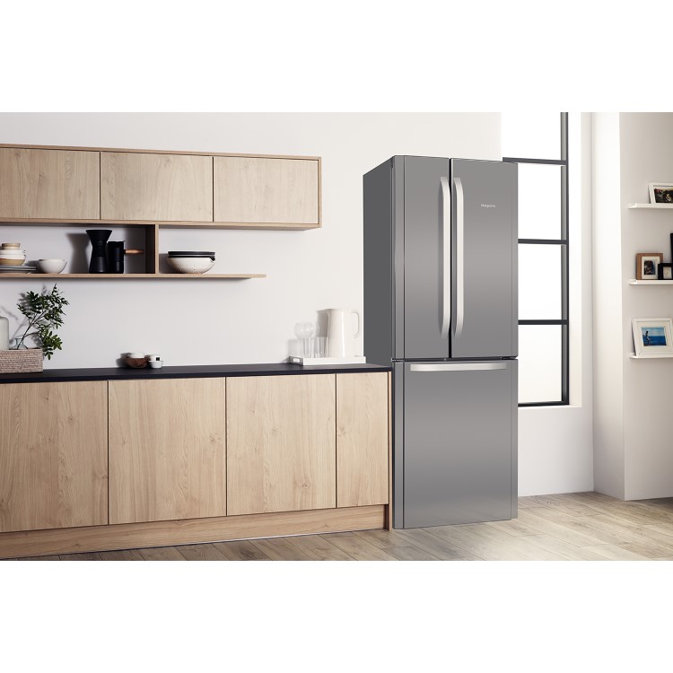 Refurbished Hotpoint FFU3DX1 Freestanding 446 Litre 55/45 Fridge Freezer Stainless steel look