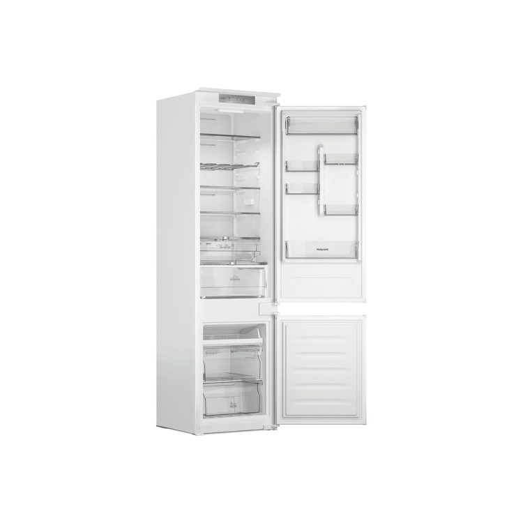 Hotpoint 280 Litre 70/30 Split Integrated Fridge Freezer With FreshZone+