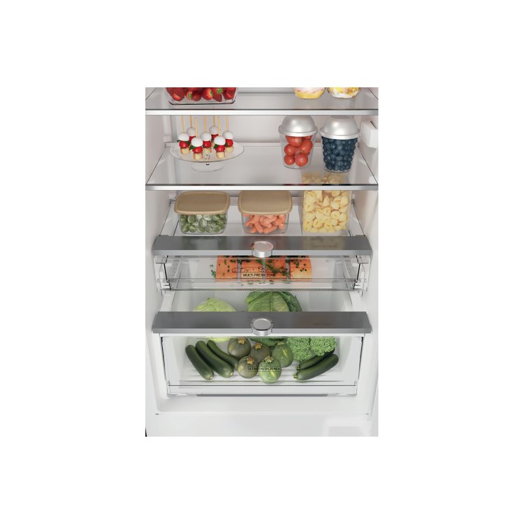 Hotpoint 280 Litre 70/30 Split Integrated Fridge Freezer With FreshZone+