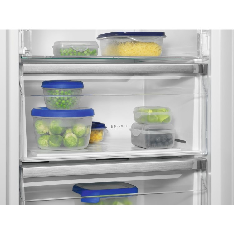 Refurbished Zanussi ZRME38FW2 Freestanding 380 Litre Tall Fridge White 