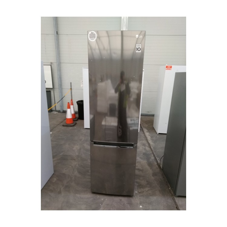 Refurbished LG GBB62PZGFN Freestanding 296 Litre 70/30 Frost Free Fridge Freezer Stainless Steel