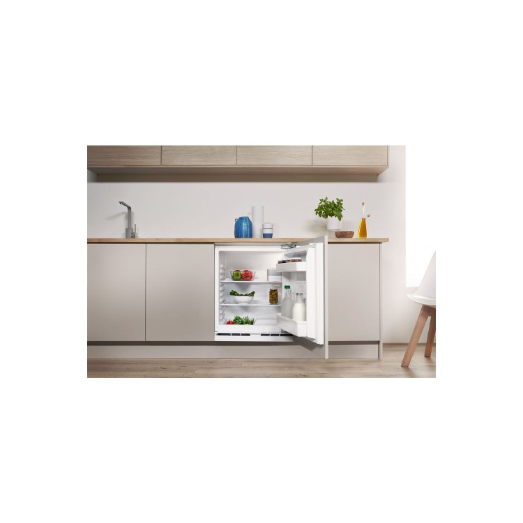 Refurbished Indesit ILA1 Integrated 146 Litre Under Counter Fridge