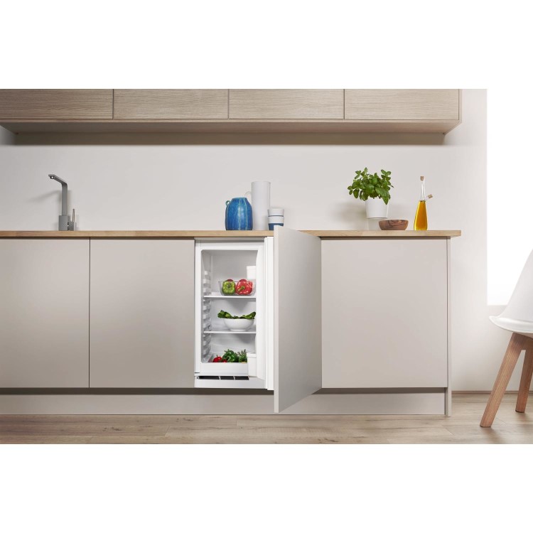 Refurbished Indesit ILA1 Integrated 146 Litre Under Counter Larder Fridge White