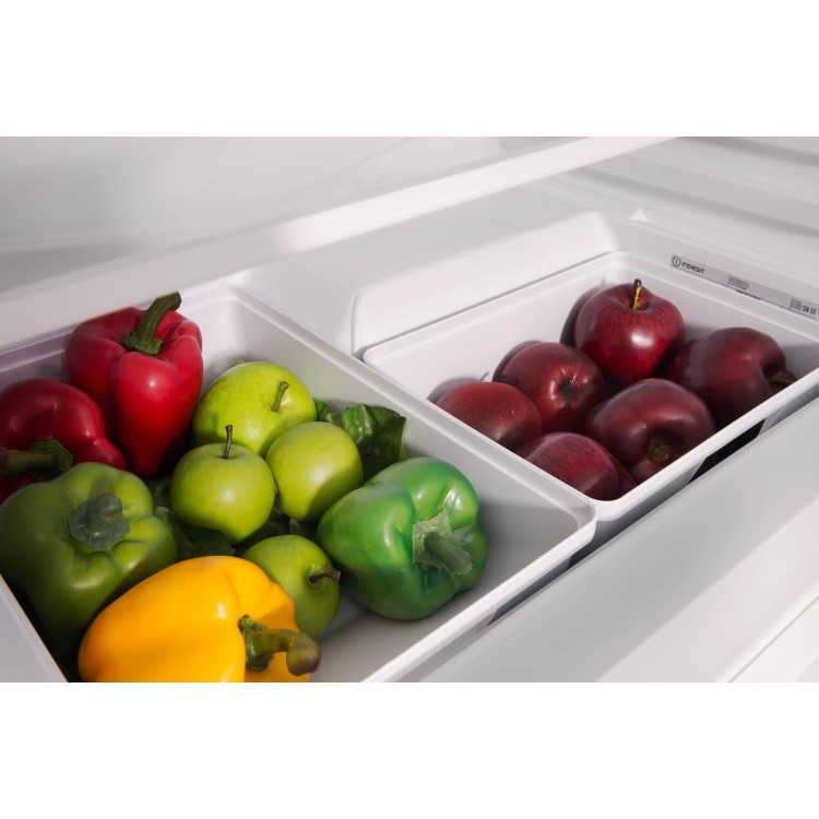 Refurbished Indesit ILA1 Integrated 146 Litre Under Counter Larder Fridge White