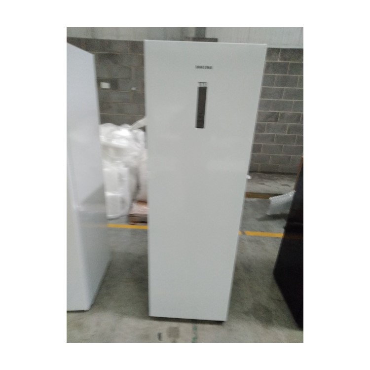 Refurbished Samsung RR39C7BJ5WW Freestanding 387 Litre Tall Larder Fridge White