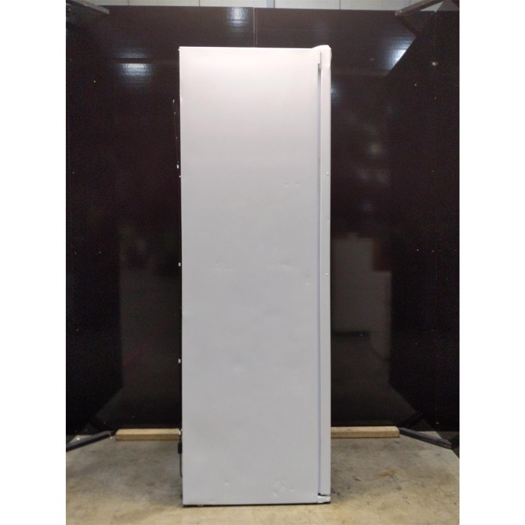 Refurbished Indesit UI8F1CWUK1 Freestanding 260 Litre Tall Freezer White