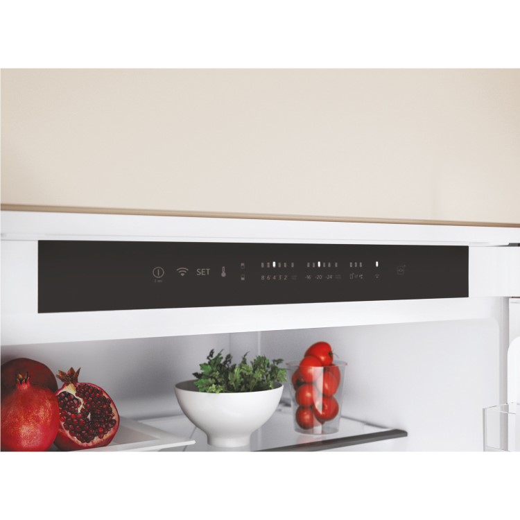 Hoover 281 Litre 70/30 Integrated Fridge Freezer