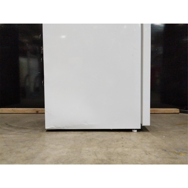 Refurbished Beko CFG3582W Freestanding 270 Litre 50/50 Frost Free Fridge Freezer White