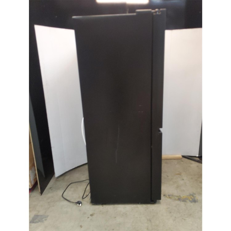 Refurbished Hisense RS818N4TFE 632 Litre American Fridge Freezer Premium Black
