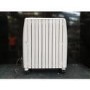 Refurbished electriQ 2500W Smart Oil Filled Radiator with Thermostat and Weekly Timer - White