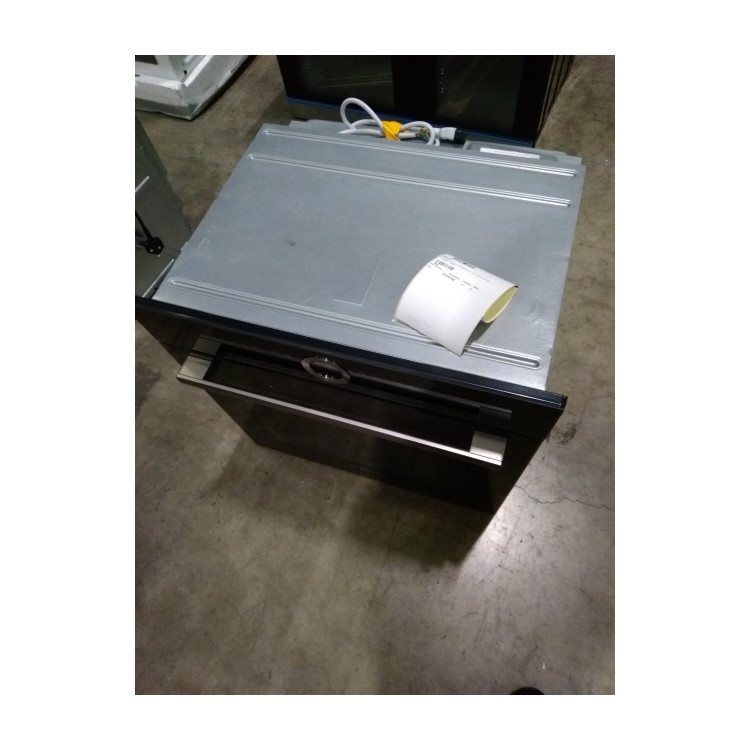Refurbished Bosch Serie 8 HBG674BB1B Multifunction 60cm Single Built In Electric Oven Black