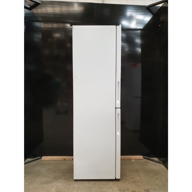 Refurbished Bosch Series 2 KGN27NWEAG Freestanding 255 Litre 50/50 Frost Free Fridge Freezer White