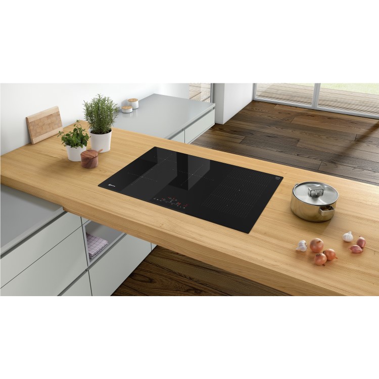 GRADE A2 - Neff T58FD20X0 80cm Touch Control Five Zone Induction Hob With FlexInduction Zone Black