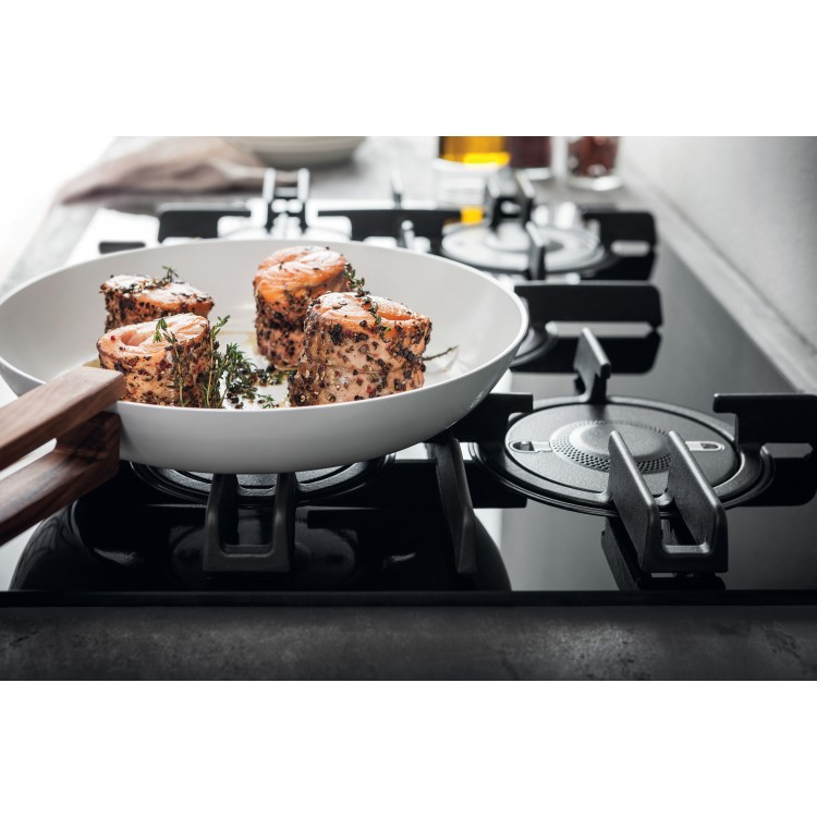 Refurbished Hotpoint FTGHG751DHBK 75cm Gas on Glass 5 Burner Gas Hob with Vertical Flame Black