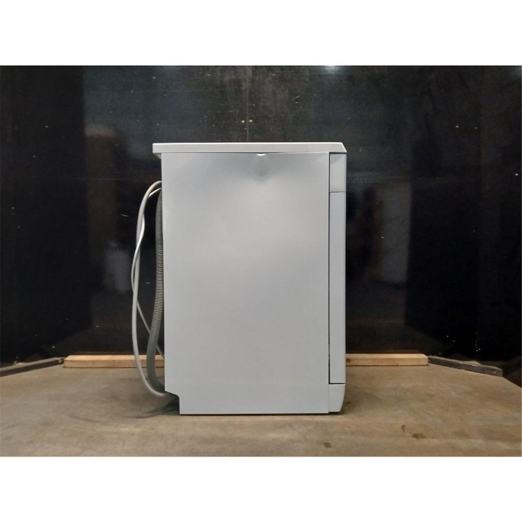 Refurbished Hisense HS523E15WUK 10 Place Freestanding Slimline Dishwasher White