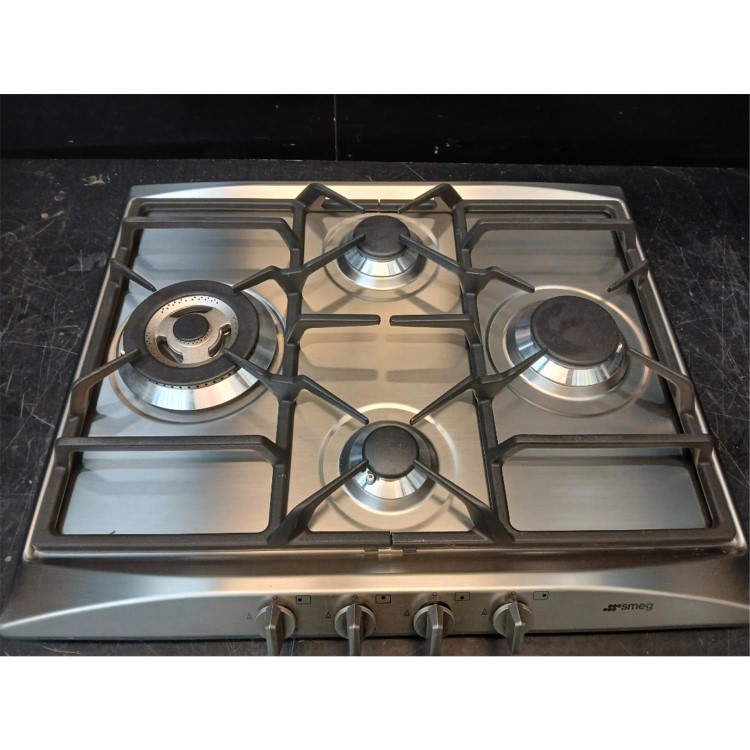 GRADE A3 - Smeg Cucina 60cm 4 Burner Gas Hob with Wok Burner - Stainless Steel