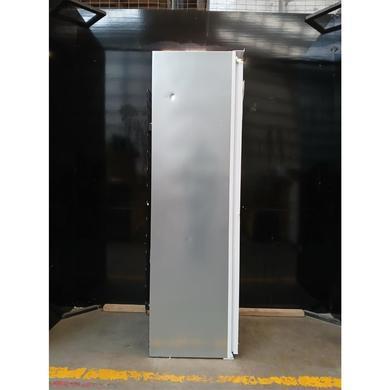 Refurbished Whirlpool ARG1808322 Integrated 314 Litre In-column Larder Fridge White