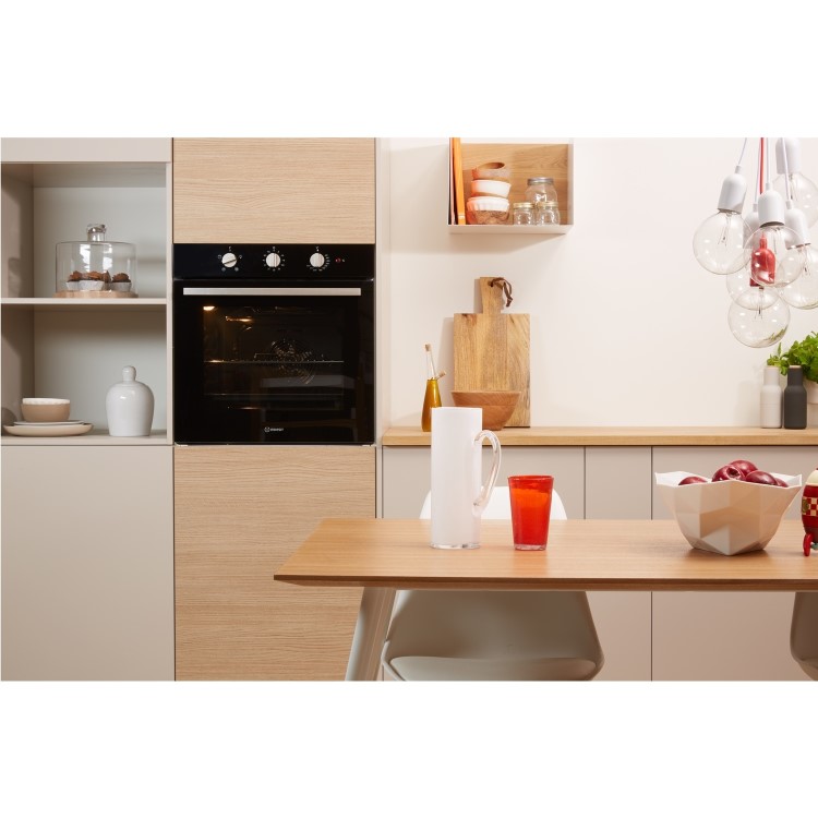 Indesit IFW6330BL Aria Electric Fan Assisted Single Oven - Black