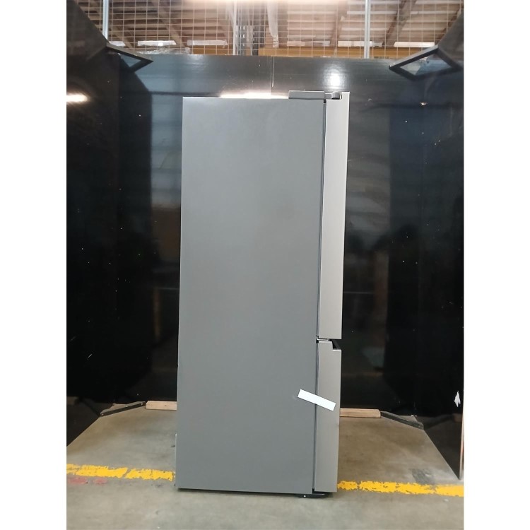 Refurbished Hisense PureFlat RF815N4SESE 634 Litre American Fridge Freezer with Water and Ice Dispenser