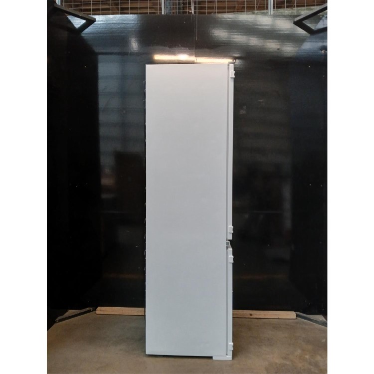 Refurbished electriQ 249 Litre 70/30 Integrated Fridge Freezer - White