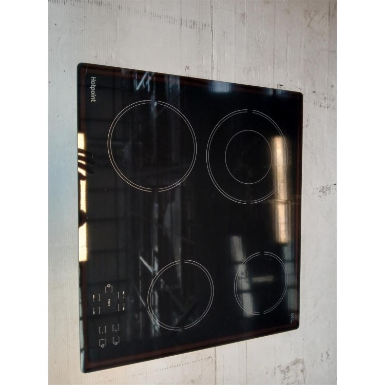 GRADE A3 - Hotpoint 58cm 4 Zone Ceramic Hob